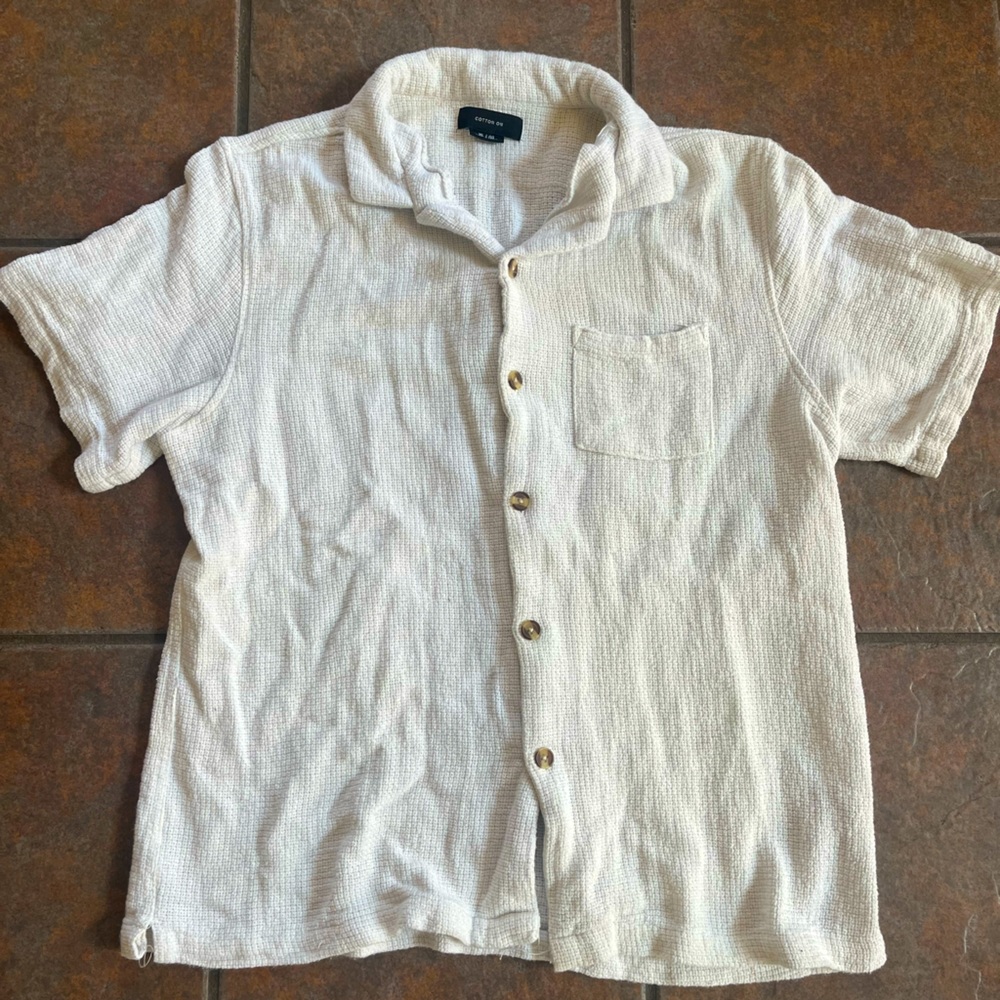 Men’s Short Sleeve Button Down Beach/Club/Summer shirt- Cotton On Fits Large